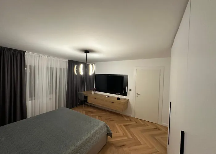 Traian Deluxe